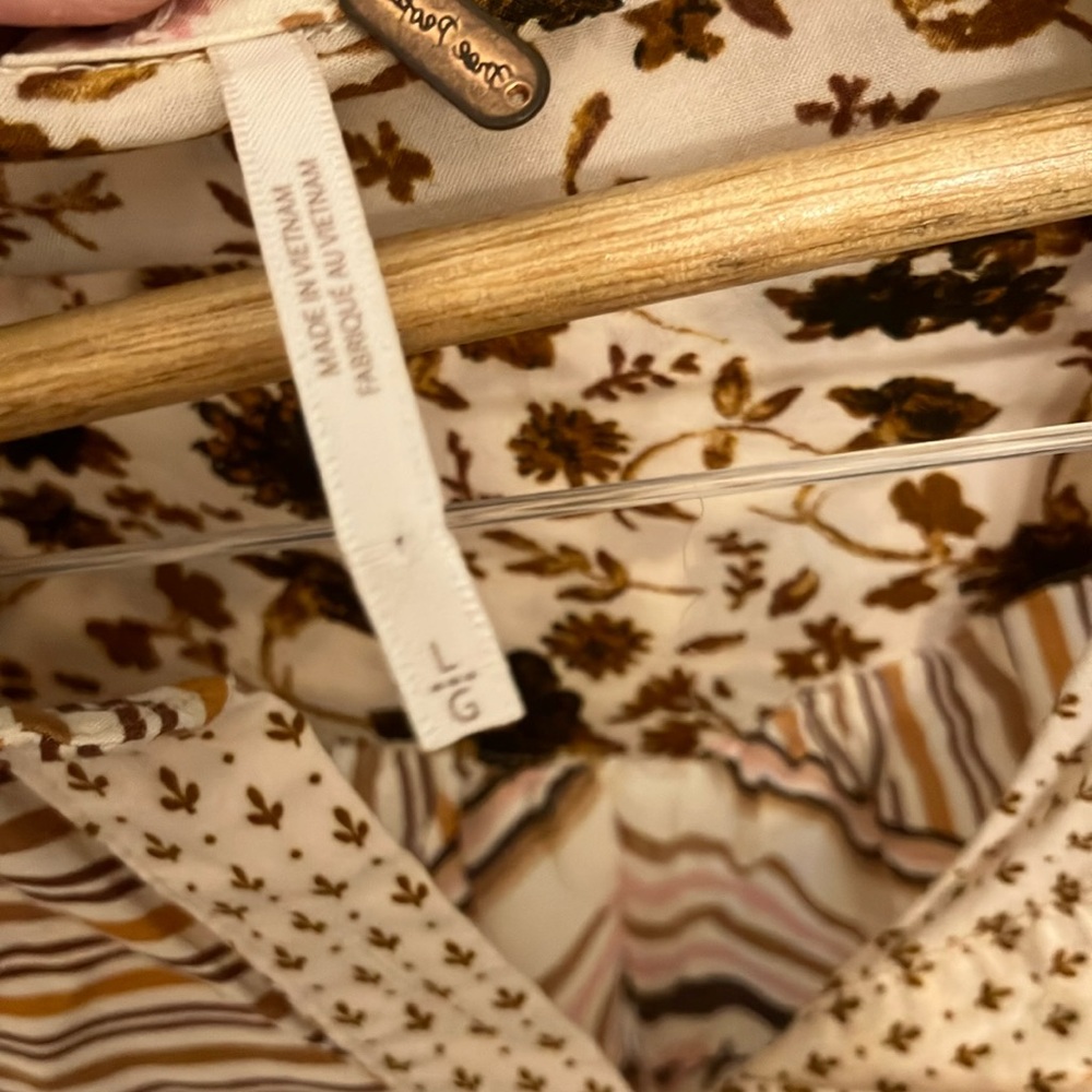 Free People Patterned Button-Up Blouse - image 5